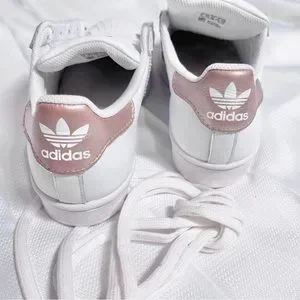 Superstar best sale rose pastel